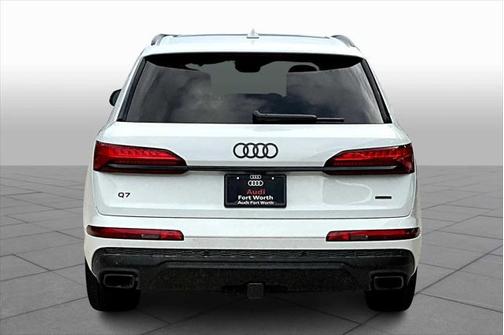 2025 Audi Q7 55 Premium Plus