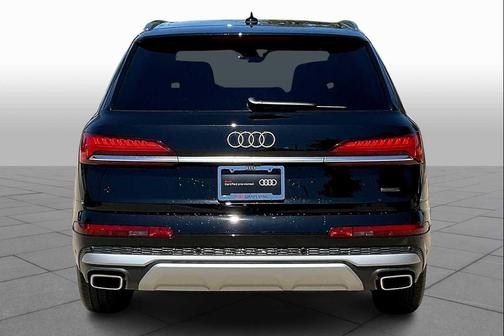 2025 Audi Q7 55 Premium Plus