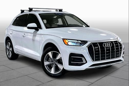 2023 Audi Q5 40 Premium Plus