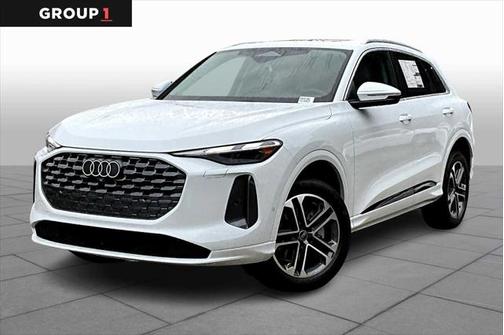 2025 Audi Q5 Premium