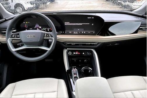 2025 Audi Q5 Premium
