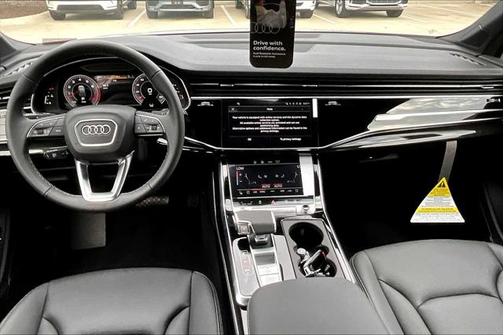 2025 Audi Q7 55 Premium Plus
