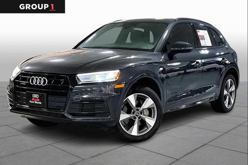 2020 Audi Q5 45 Titanium Premium