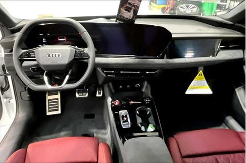 2025 Audi S6 e-tron Prestige