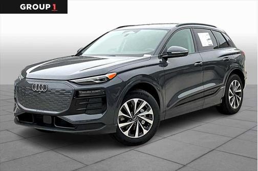 2025 Audi Q6 e-tron Premium quattro