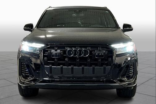 2025 Audi Q7 55 Prestige