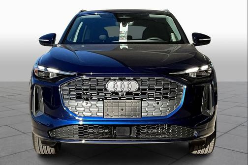 2025 Audi Q5 Premium TFSI quattro S tronic