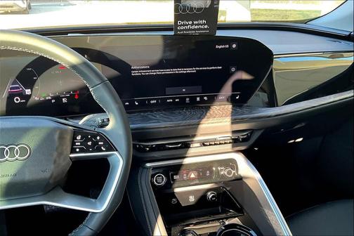 2025 Audi Q5 Premium TFSI quattro S tronic