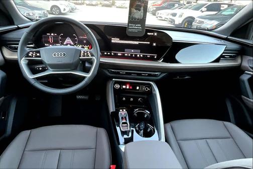 2025 Audi Q5 Premium TFSI quattro S tronic