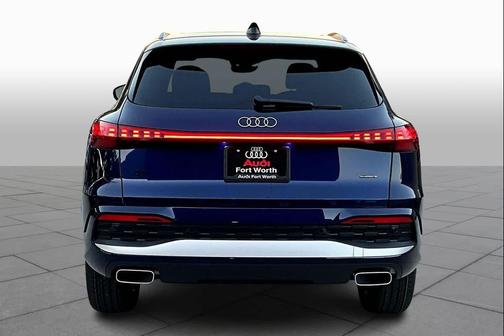 2025 Audi Q5 Premium TFSI quattro S tronic