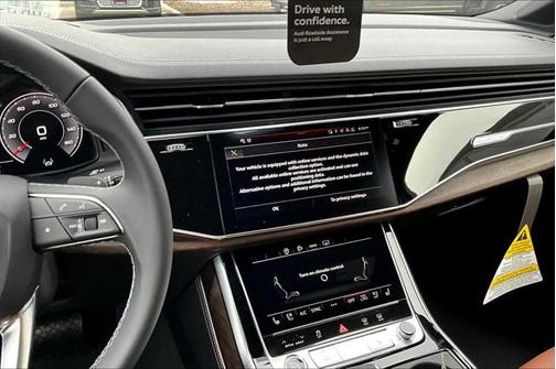 2025 Audi Q7 55 Premium Plus