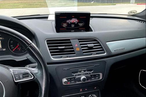 2015 Audi Q3 2.0T Premium Plus