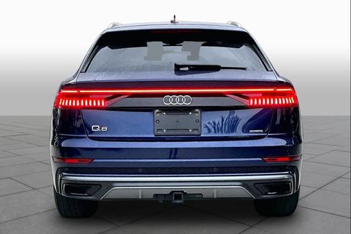 Navarra Blue Metallic 2021 Audi Q8 55 Premium Plus