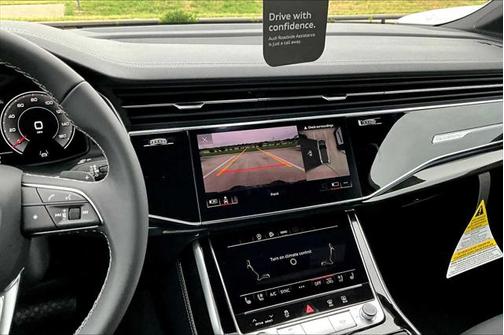 2025 Audi Q7 55 Premium Plus