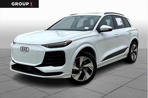 2025 Audi Q6 e-tron Premium Plus quattro