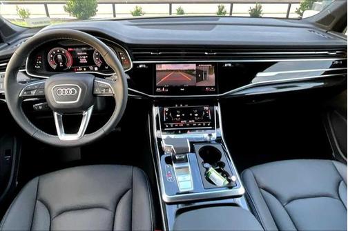 2025 Audi Q7 55 Premium Plus