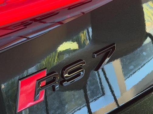 2026 Audi RS 7 4.0T Performance