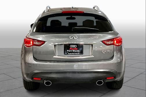 2014 INFINITI QX70 Base