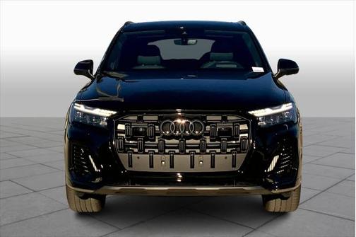 2025 Audi Q7 55 Prestige