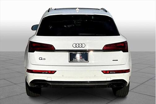 2023 Audi Q5 45 S line Prestige