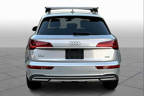 2022 Audi Q5 40 Premium
