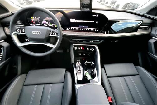 2025 Audi Q5 Premium Plus TFSI quattro S tronic