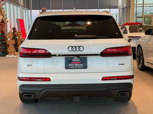 2026 Audi Q7 55 Premium Plus