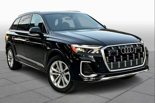 2025 Audi Q7 55 Premium Plus