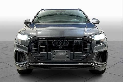 2022 Audi Q8 55 Premium Plus