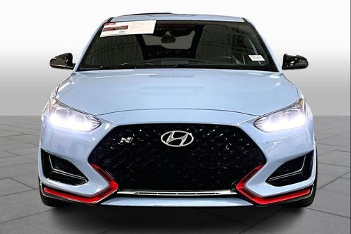 2021 Hyundai Veloster Base