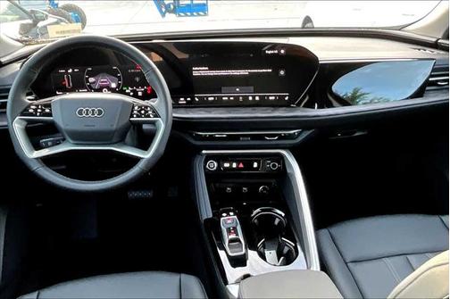 2025 Audi Q5 Premium