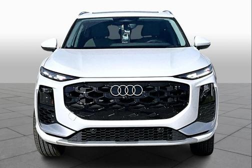 2026 Audi Q3 S line