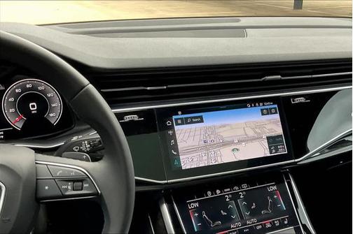 2022 Audi Q7 55 Premium Plus