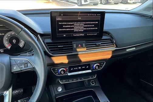 2022 Audi Q5 45 S line Prestige