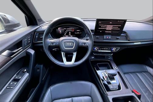 Florett Silver Metallic 2022 Audi Q5 45 S line Premium Plus