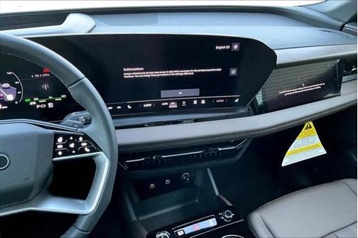 2025 Audi Q6 e-tron Prestige quattro
