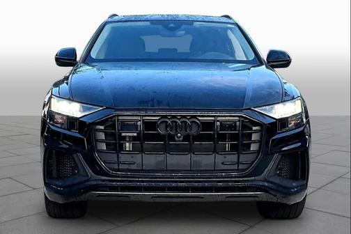 Mythos Black Metallic 2023 Audi Q8 55 Premium Plus