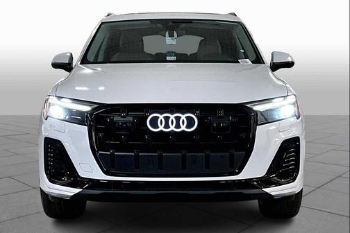 2026 Audi Q7 55 Premium Plus