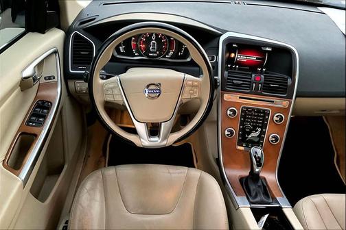 2015 Volvo XC60 T5 Premier
