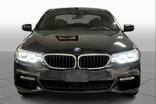2017 BMW 540 540i