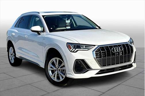2025 Audi Q3 Premium 45 TFSI S line quattro Tiptronic
