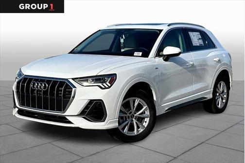 2025 Audi Q3 Premium 45 TFSI S line quattro Tiptronic
