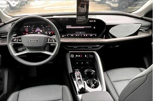 2025 Audi Q5 Premium