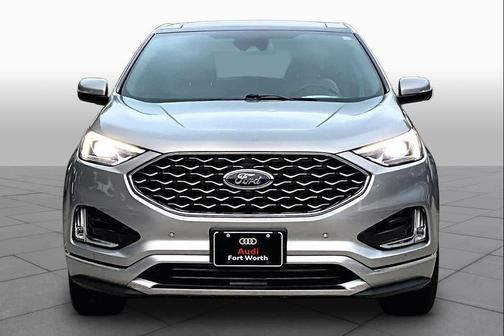 Iconic Silver Metallic 2024 Ford Edge Titanium