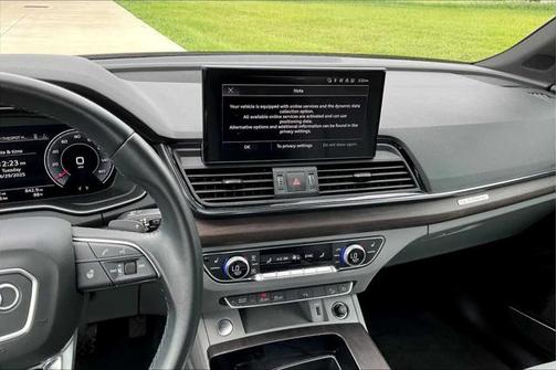 2022 Audi Q5 45 S line Premium Plus