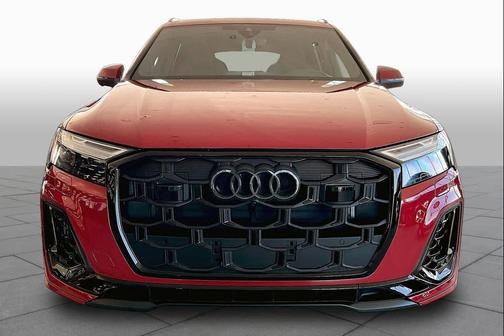 RED 2026 Audi Q7 55 Prestige