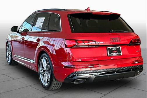 RED 2026 Audi Q7 55 Prestige