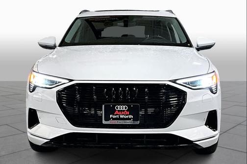 2022 Audi e-tron Premium