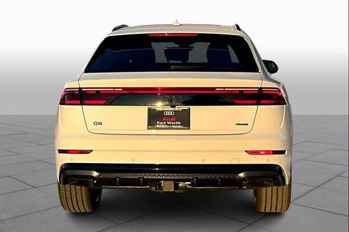 2026 Audi Q8 55 Premium Plus