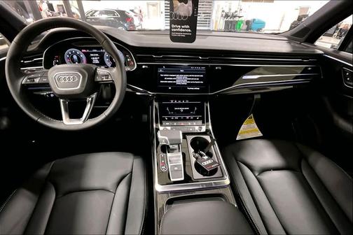 2026 Audi Q7 45 Premium